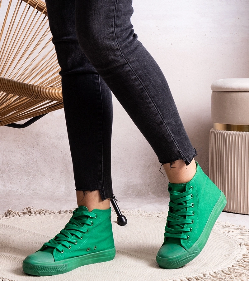 Zielone wysokie trampki