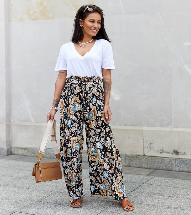 Zielone plisowane spodnie o swobodnym fasonie