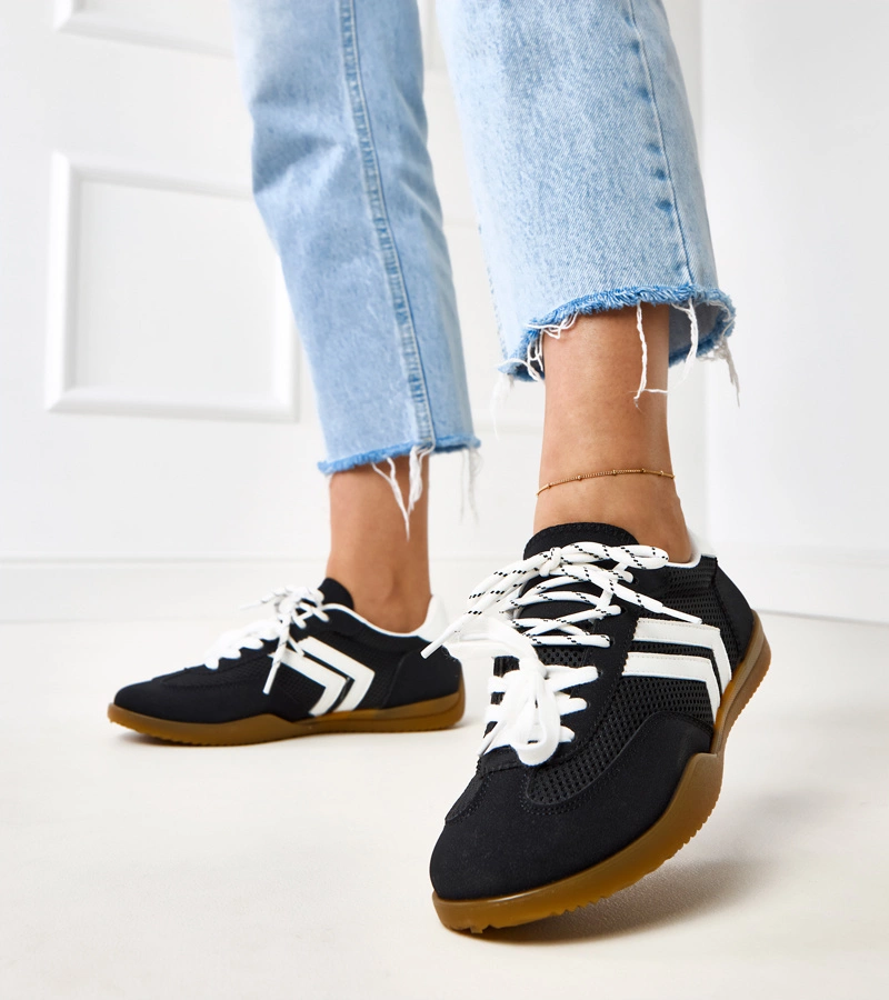 Hers czarne sneakersy damskie sportowe z białymi paskami
