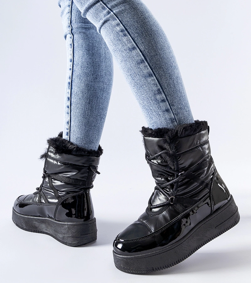 Czarne lakierowane śniegowce ocieplane