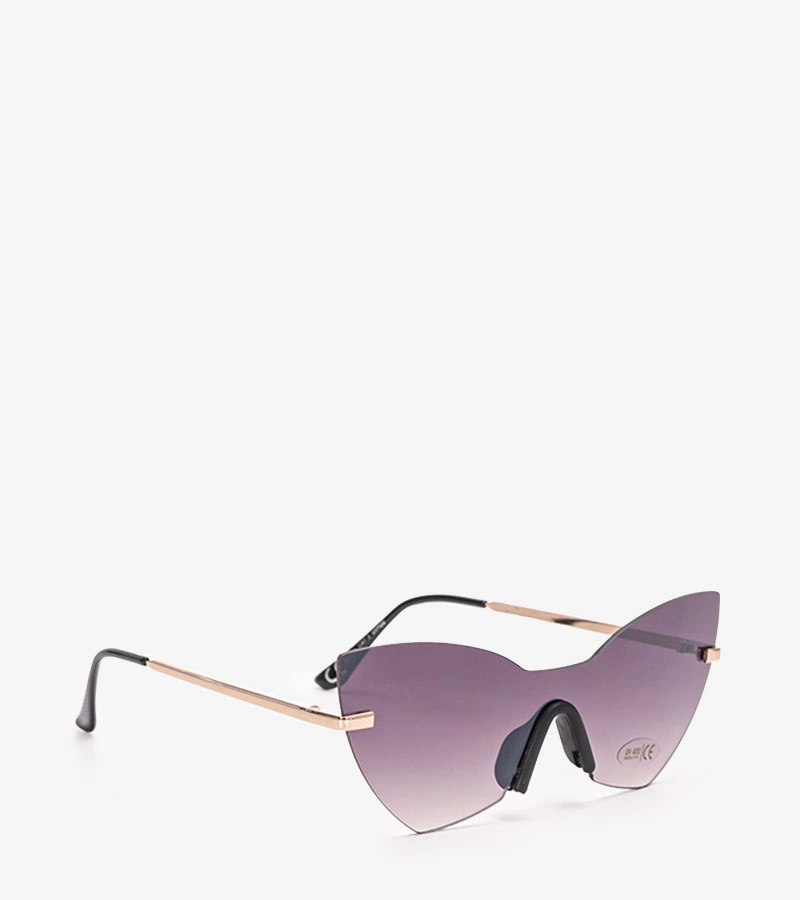 Czarne okulary przeciwsłoneczne