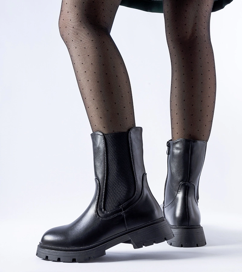 Czarne ocieplane klasyczne botki