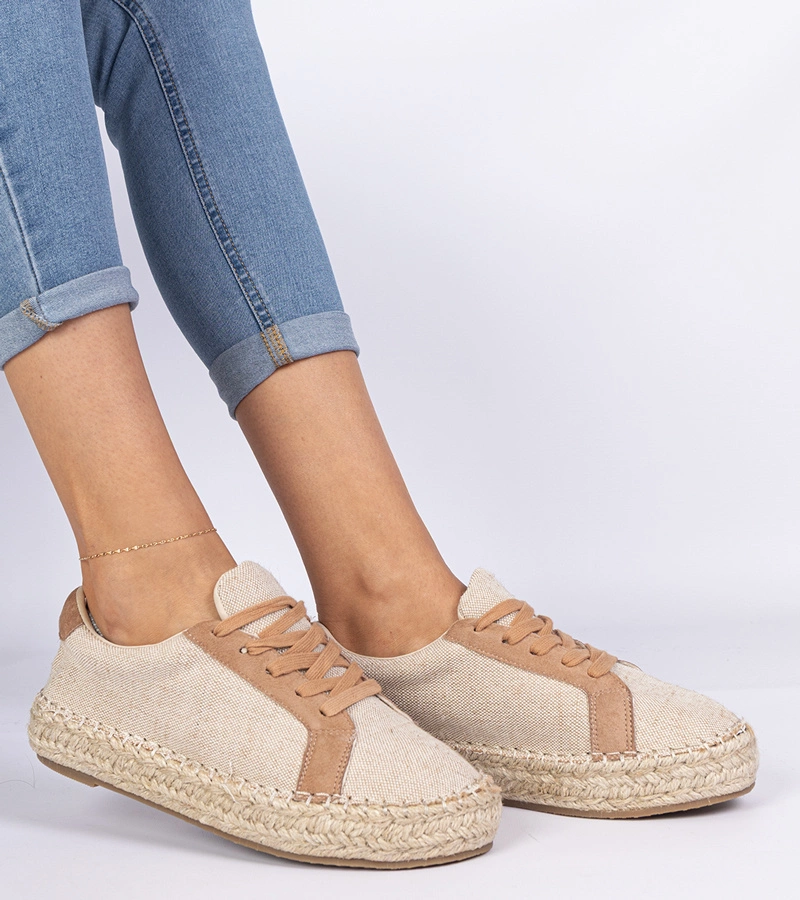 Hers Brązowe damskie espadryle sznurowane