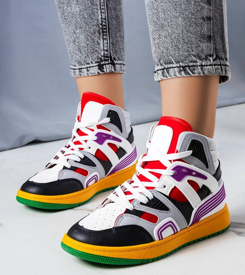 Czarne sneakersy za kostkę
