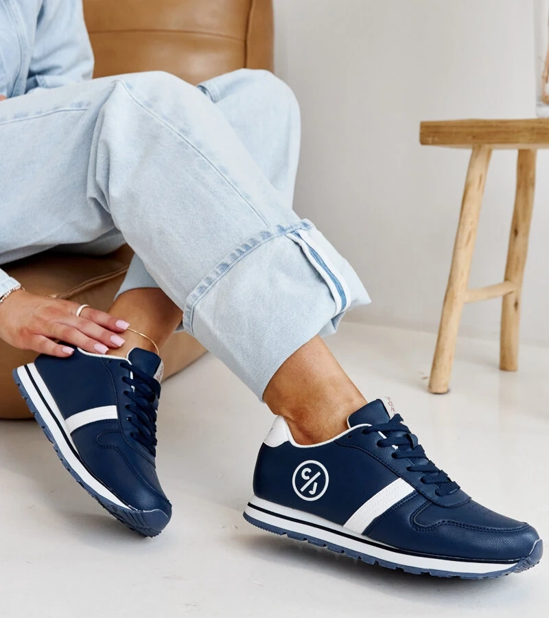 Granatowe sneakersy damskie CROSS JEANS