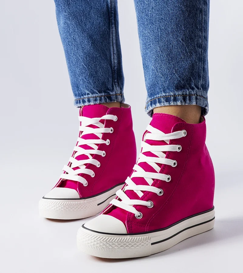 Wysokie różowe trampki na koturnie