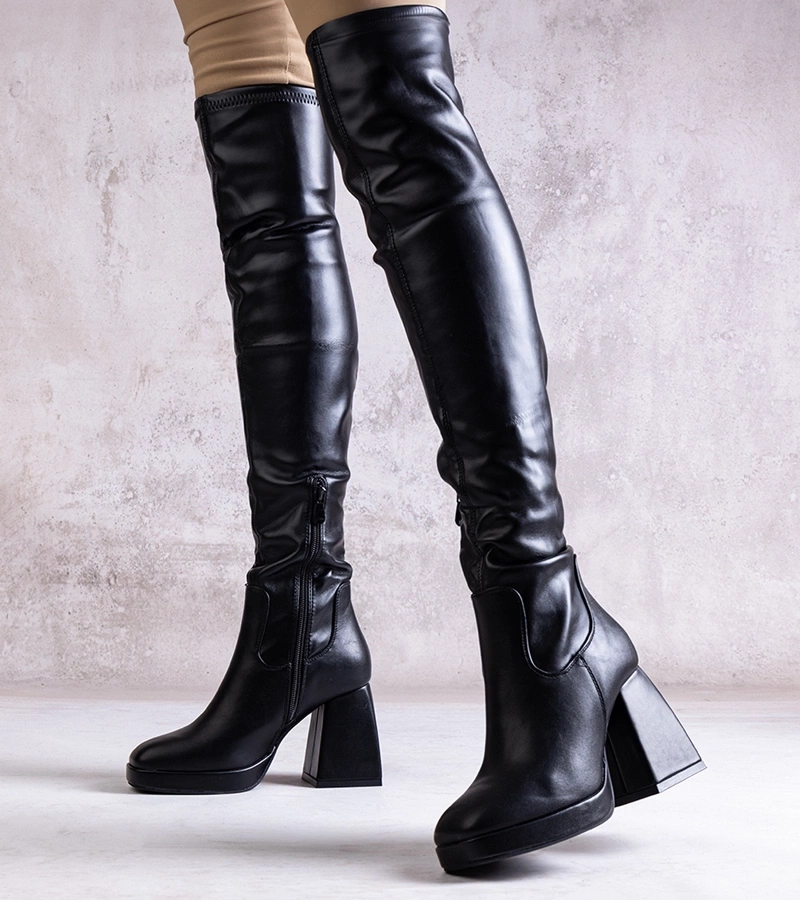 Długie kozaki na słupku z eko skóry