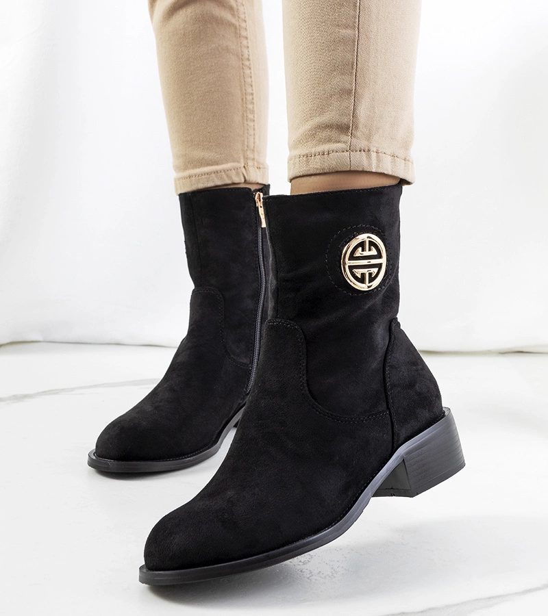 Czarne botki zamszowe