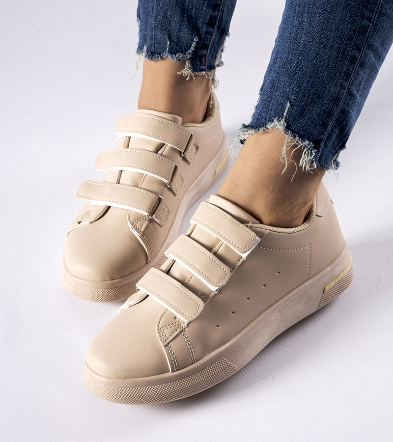 Beżowe sneakersy zapinane na rzepy