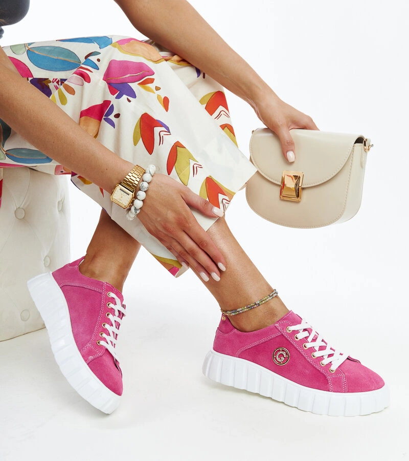 Ciemnoróżowe skórzane sneakersy z cyrkoniami