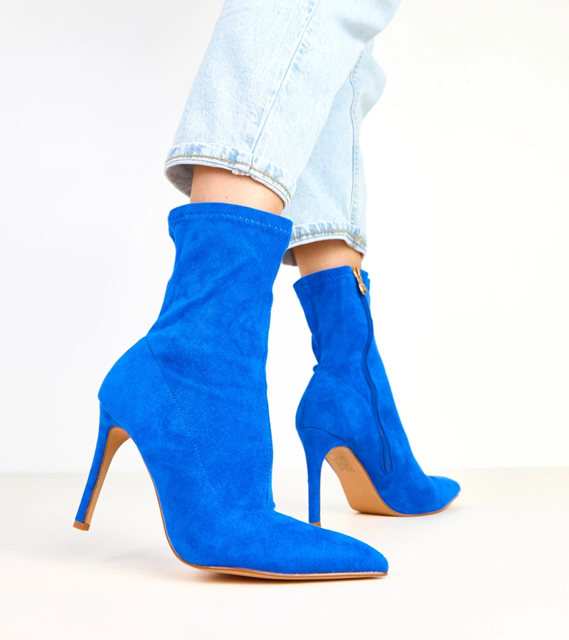 Niebieskie botki zamszowe na szpilce