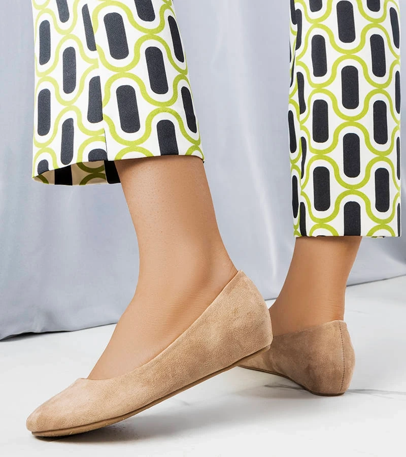 Brązowe balerinki na ukrytej koturnie