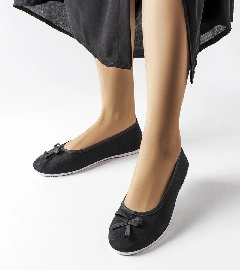 Różowe materiałowe balerinki z kokardką