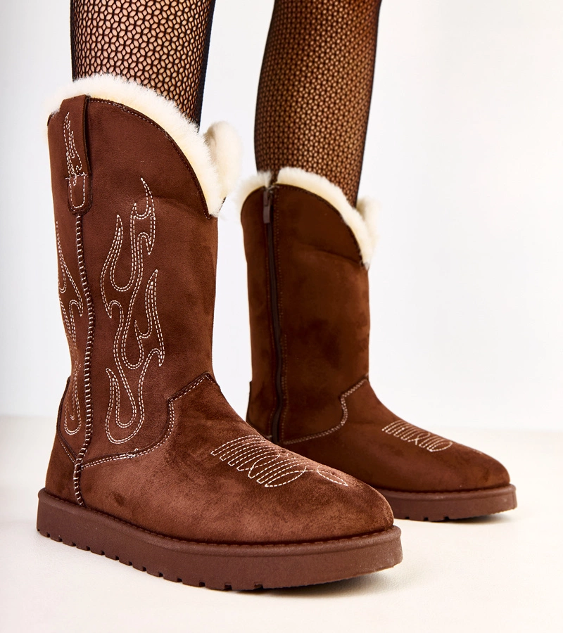 Hers Brązowe śniegowce z haftem na cholewce