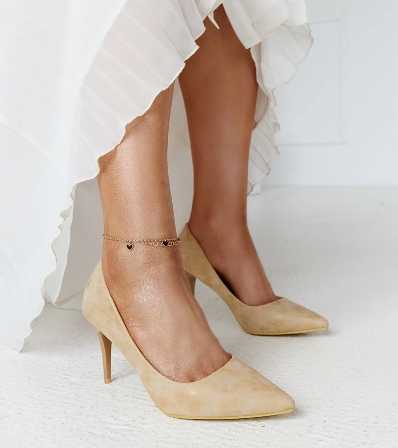 Złote metaliczne szpilki ze skórzaną wkładką