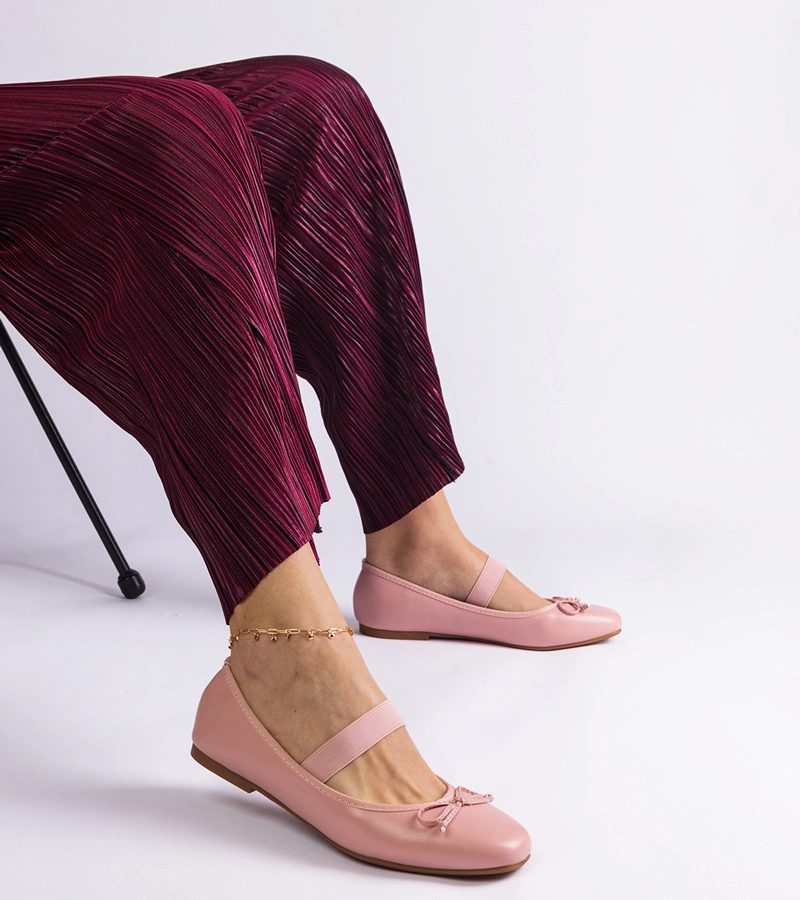 Hers baleriny damskie różowe z gumką i ozdobną kokardką