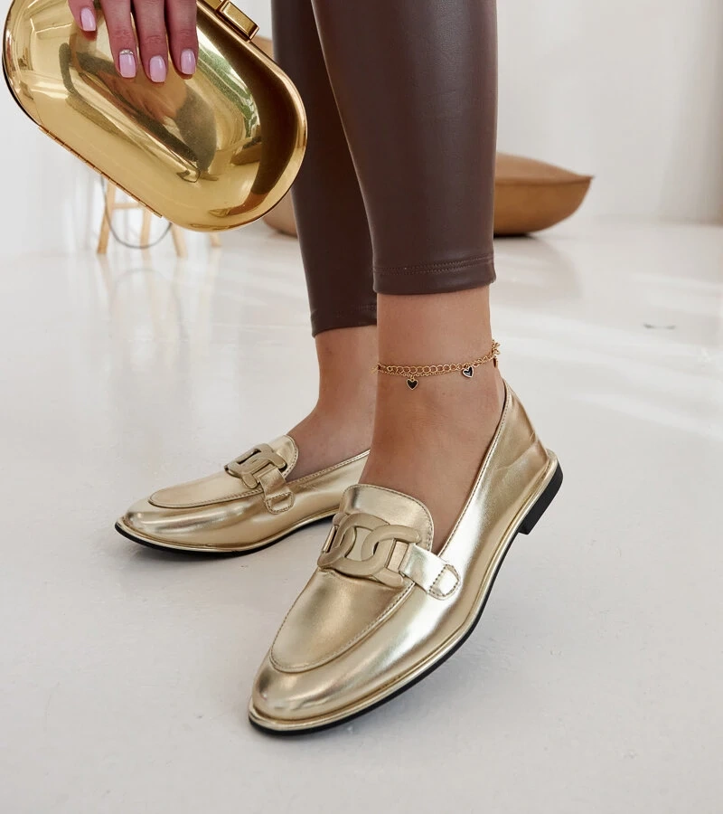 Złote klasyczne mokasyny