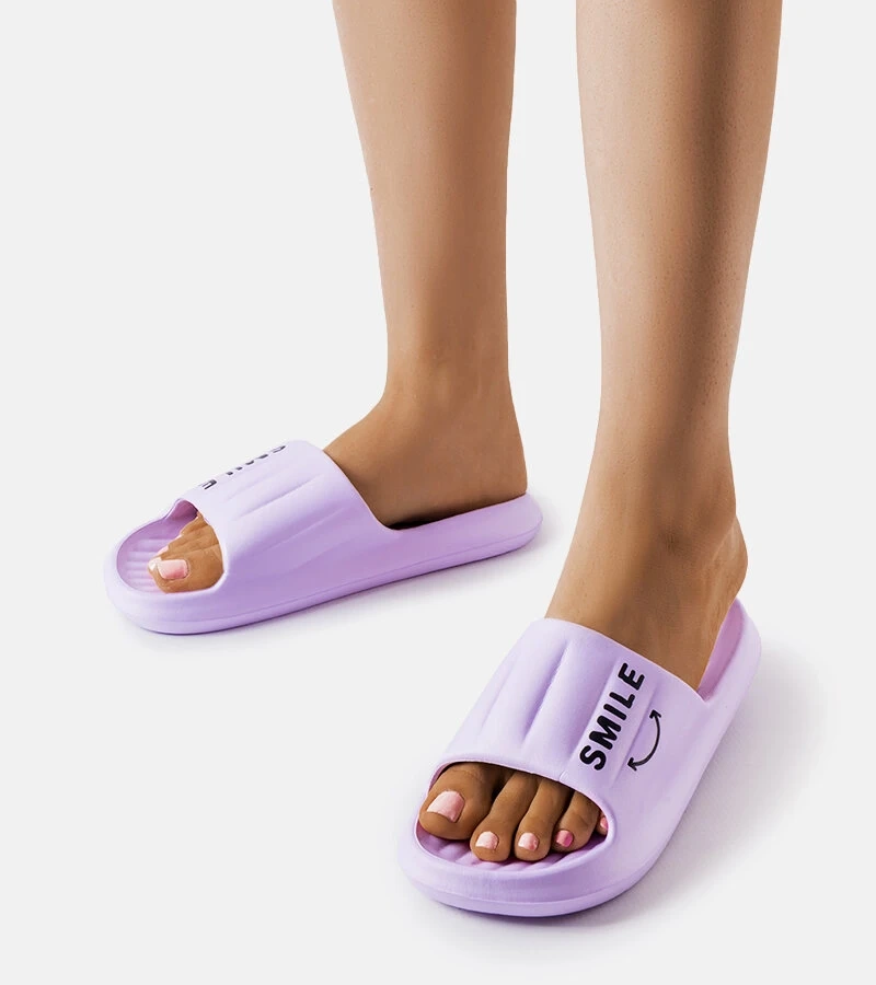 Fioletowe sportowe klapki