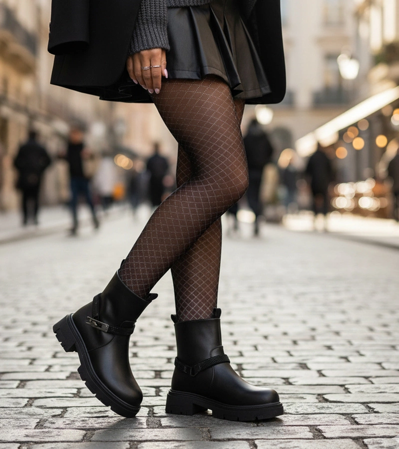 Hers Czarne botki na platformie zdobione cyrkoniami