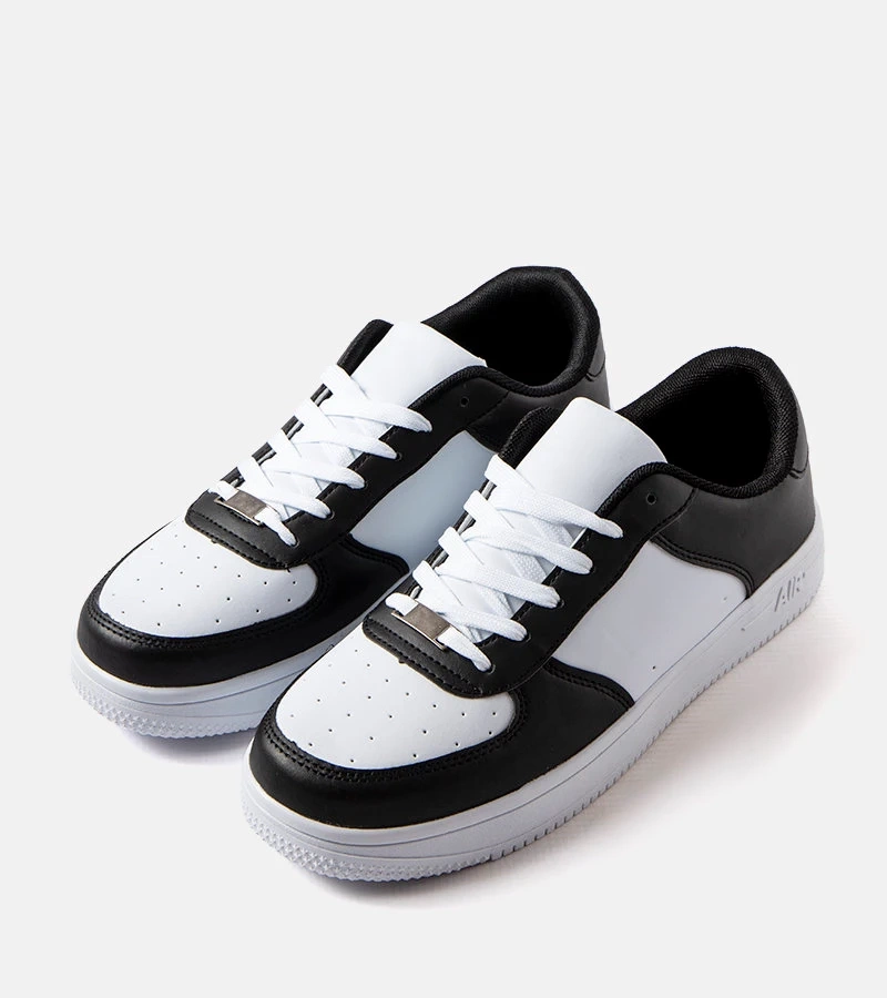 Czarno-białe męskie sneakersy