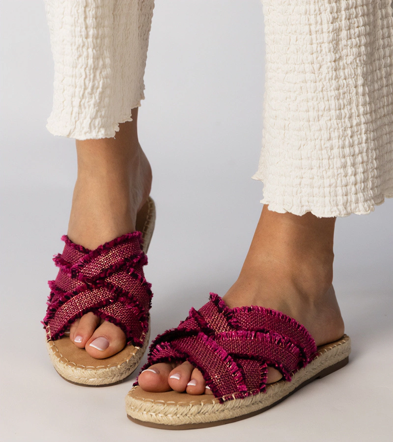 Hers Różowe klapki espadryle