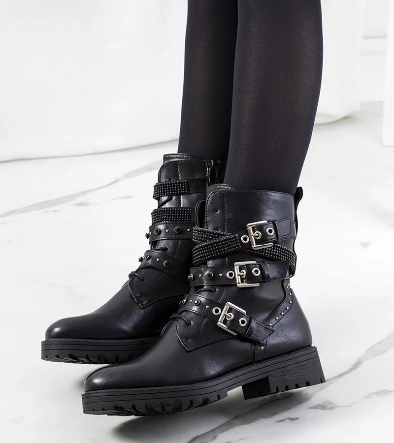 Czarne botki typu workery