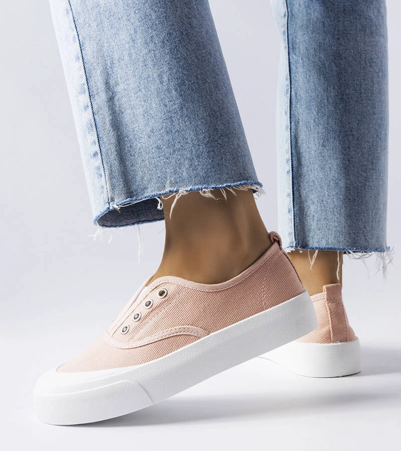 Różowe wsuwane trampki na wysokiej podeszwie