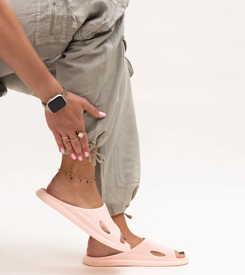 Różowe piankowe klapki