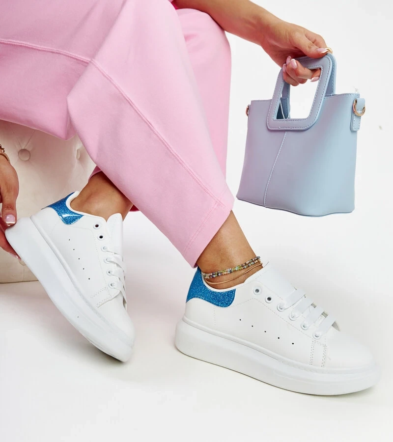 Białe sneakersy eko-skórzane