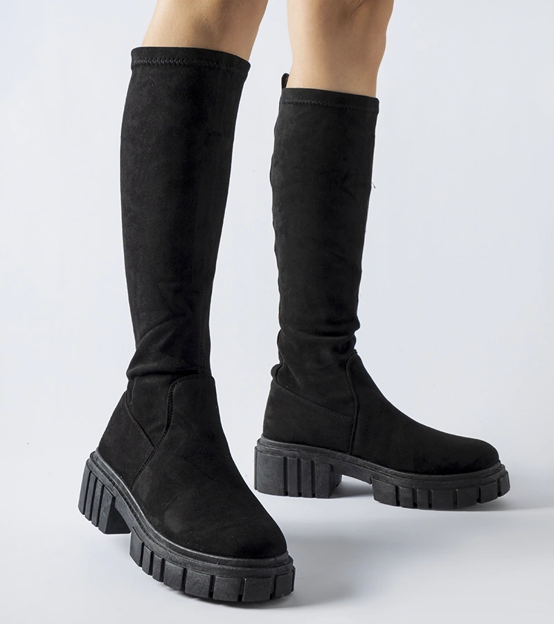 Czarne długie skarpetowe trapery