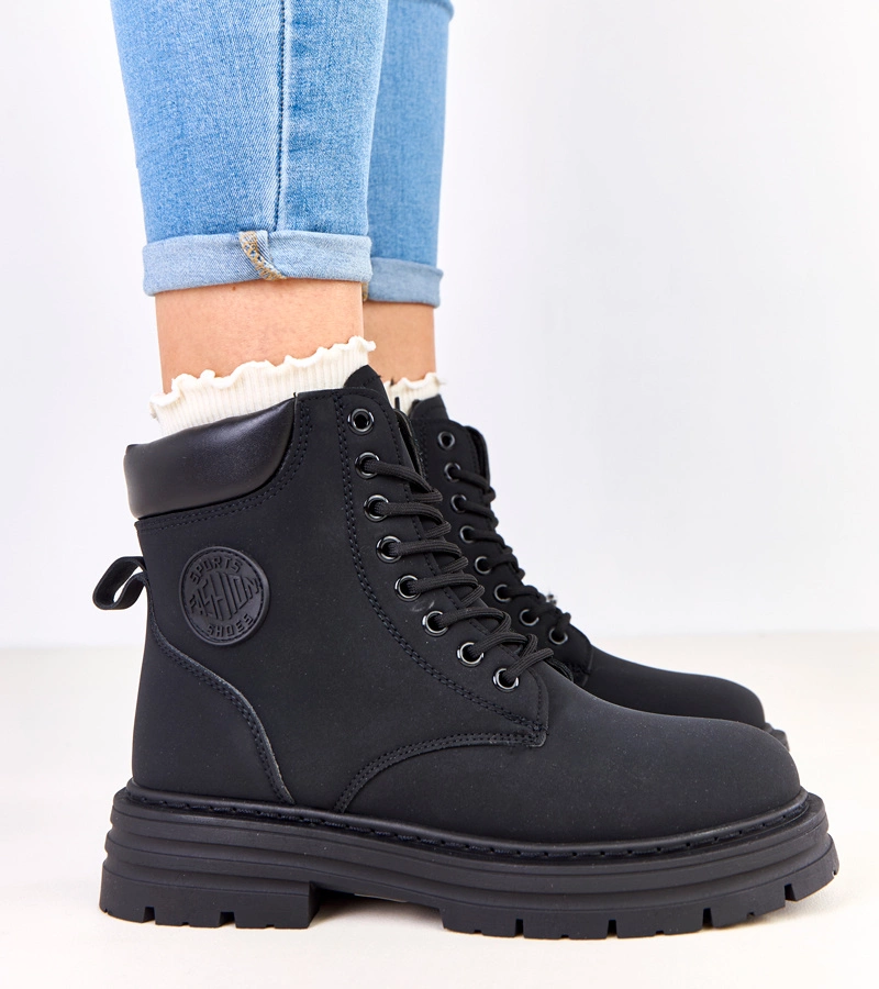 Hers Czarne traperki ocieplane z ekoskóry matowej