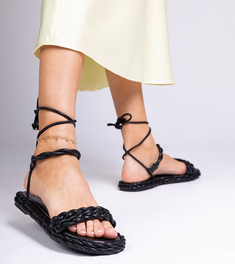 Hers Czarne sandały damskie plecione