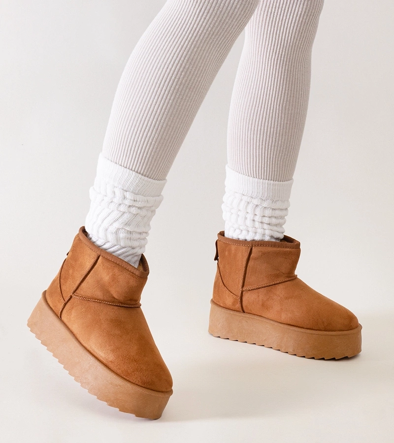 Brązowe casualowe śniegowce na wysokiej platformie