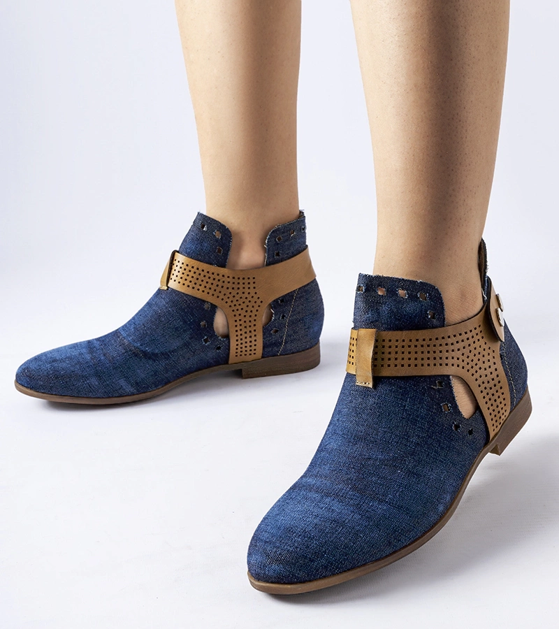 Jeansowe ażurowe mocno wycięte botki