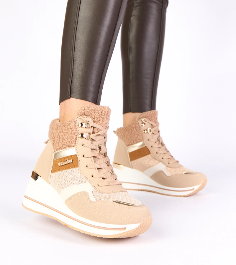 Hers Beżowe sneakersy wysokie ocieplane na koturnie