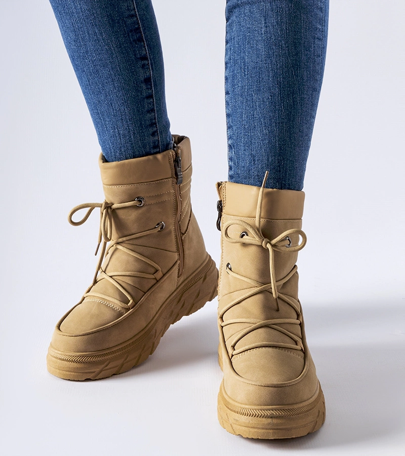 Beżowe matowe ocieplane śniegowce