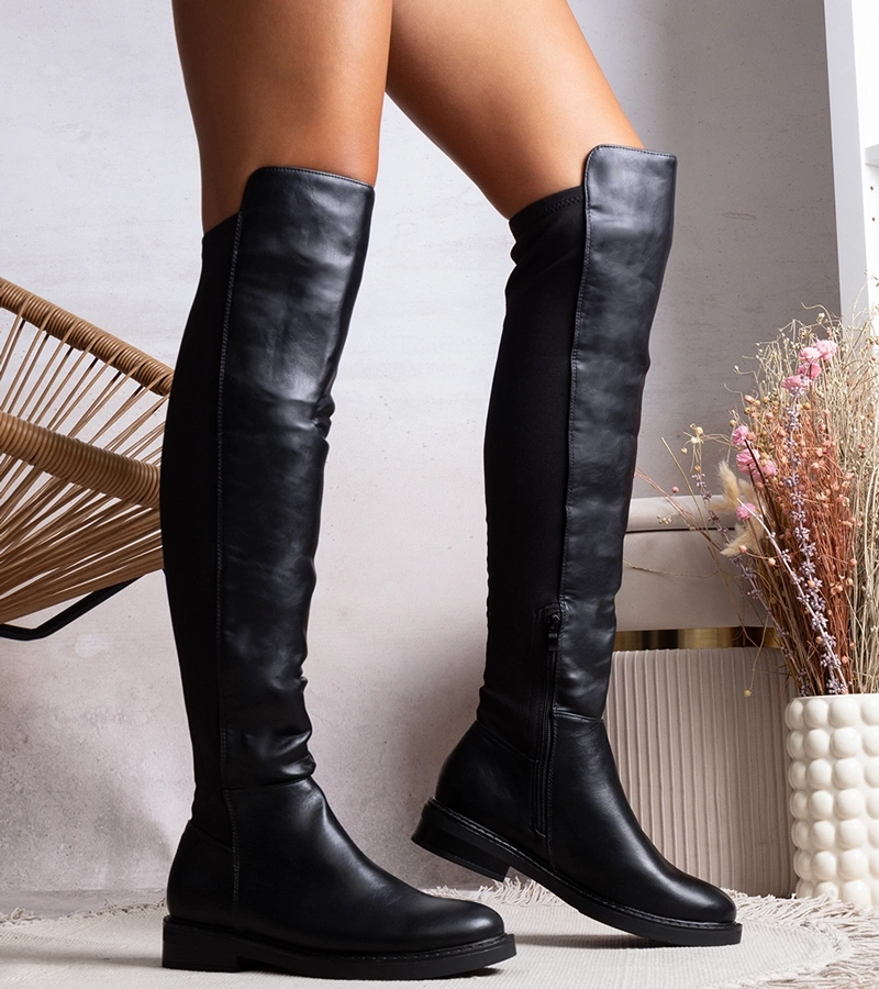 Długie czarne kozaki z eco skóry