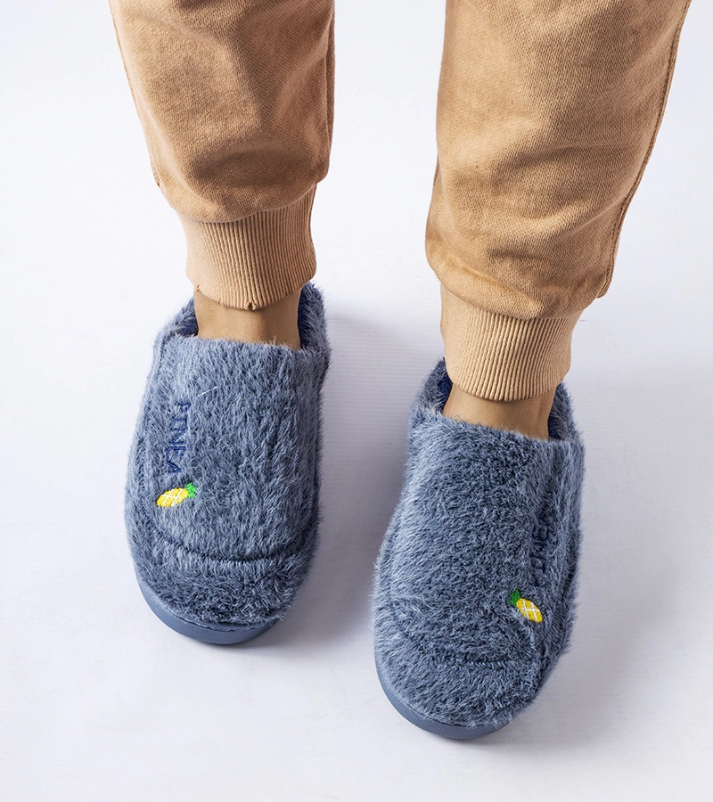 Granatowe ciepłe kapcie