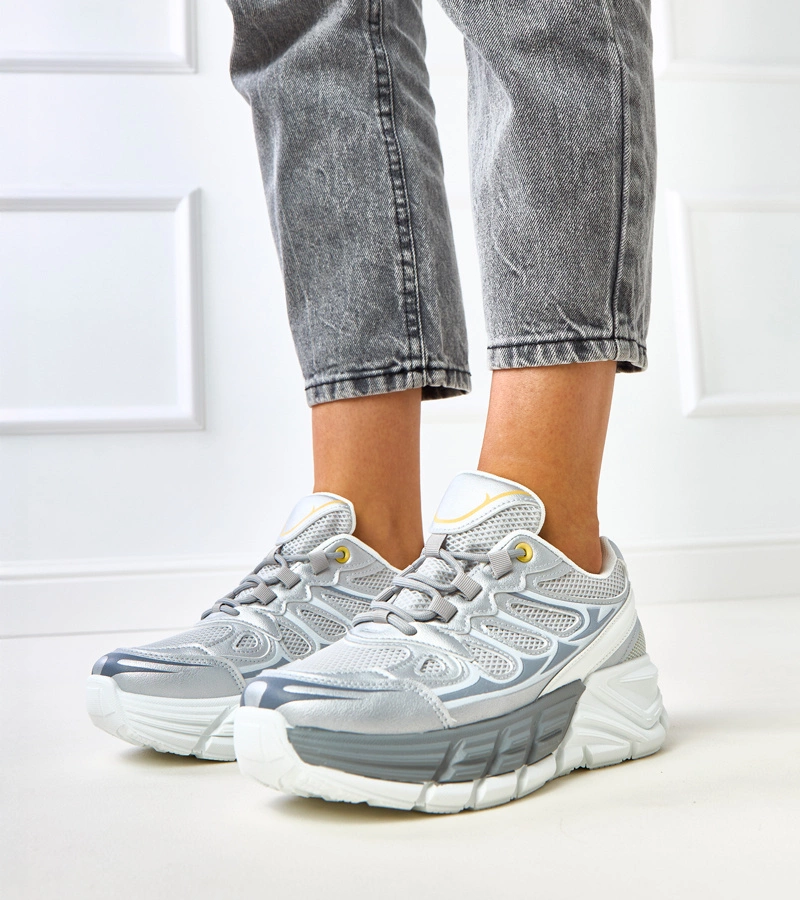 Hers Srebrne sneakersy na masywnej podeszwie