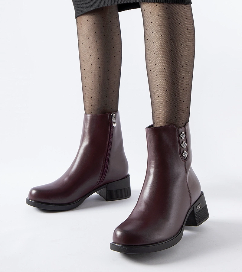 Bordowe ocieplane botki z cyrkoniami