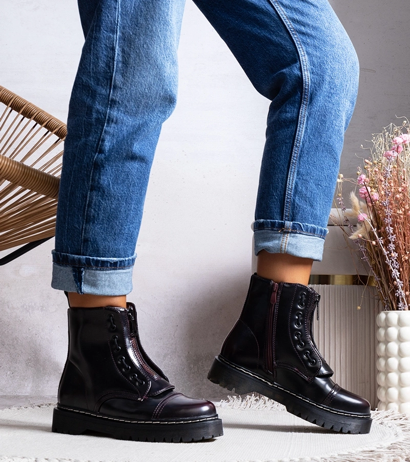 Bordowe modne traperki ocieplane