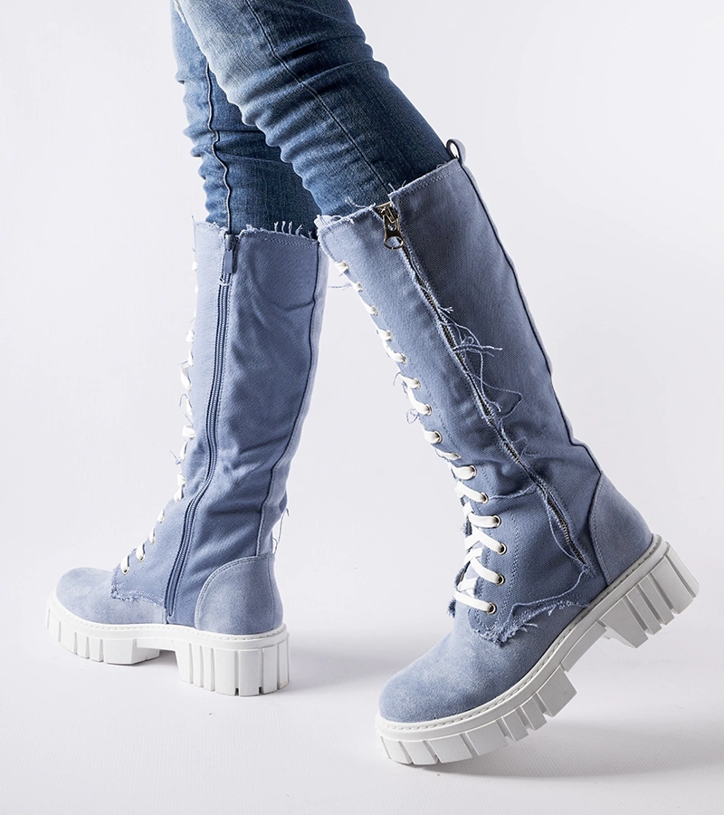 Niebieskie materiałowe ocieplane kozaki