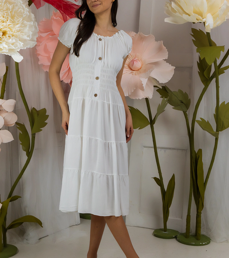 Biała sukienka midi z krótkim rękawem