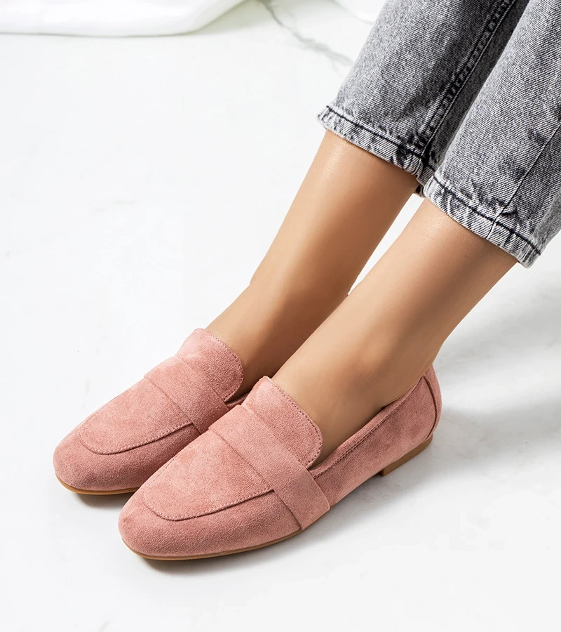 Różowe półbuty zamszowe