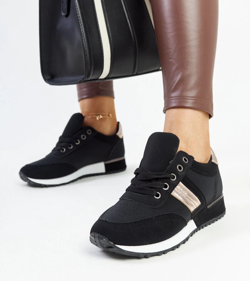 Czarne sneakersy na gumowej platformie