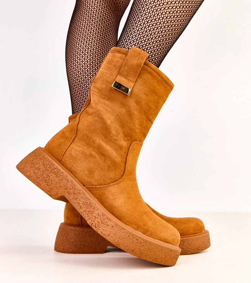 Hers Brązowe botki ekozamszowe ze złotą ozdobą