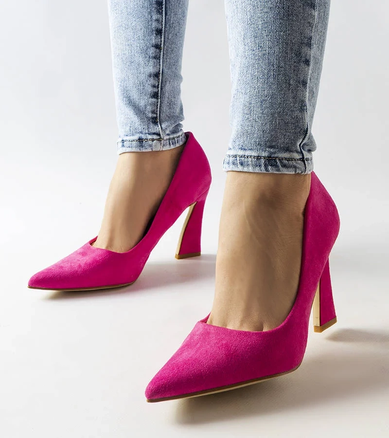 Różowe czółenka na asymetrycznej szpilce