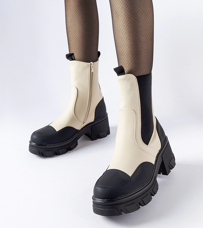 Hers Beżowo-czarne wsuwane masywne botki