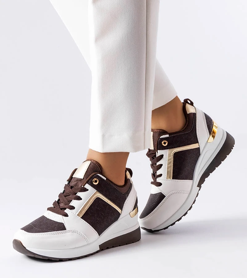 Brązowo-białe sneakersy na koturnie z ozdobnymi wstawkami