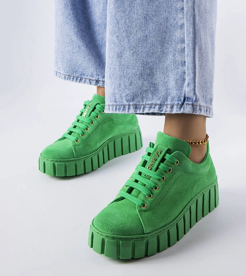 Zamszowe półbuty w kolorze zielonym Karino